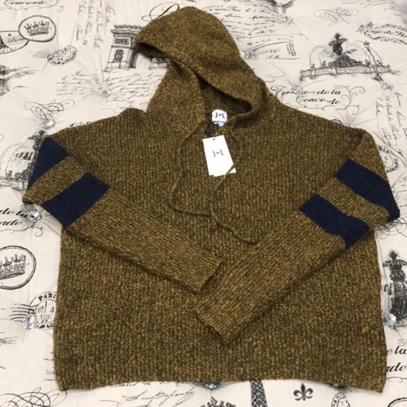 John & Jenn Varsity Stripe Hooded Pullover - Picture 5 of 5